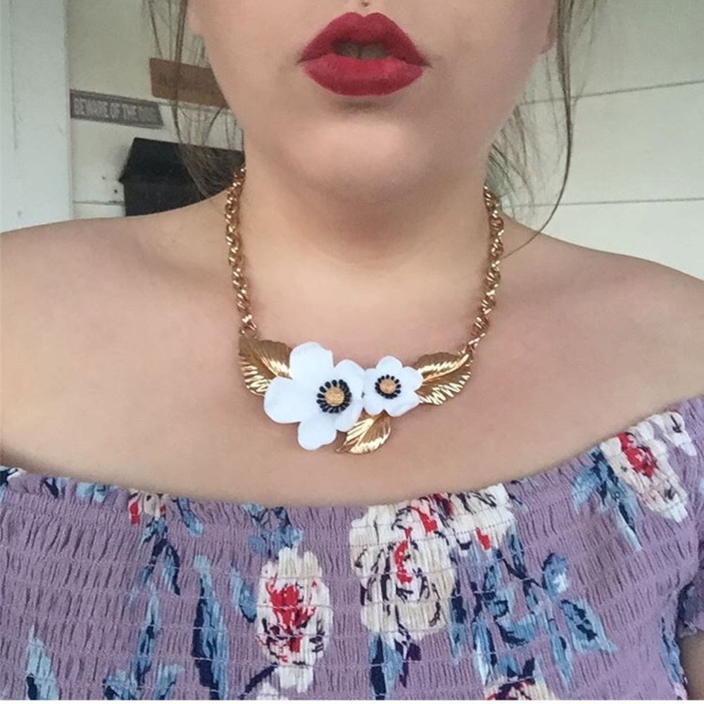 Vintage Louis Feraud Ceramic Flower Necklace